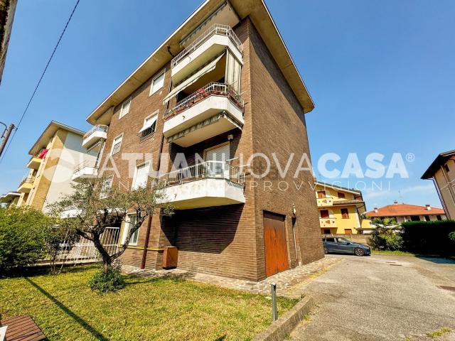 Appartamento in vendita di 99 m² in Via Alcide de Gasperi, 6