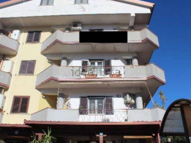 Appartamento in vendita di 99 m² in Via Alessandro Manzoni