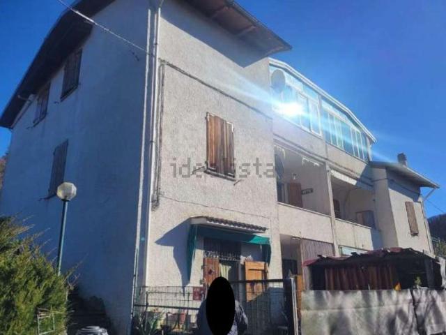 Appartamento in vendita di 99 m² in Via Carviano