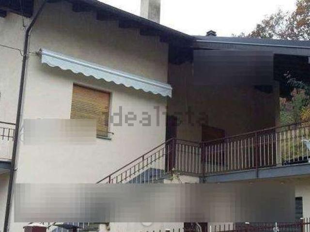 Appartamento in vendita di 99 m² in Via Carlo Angela