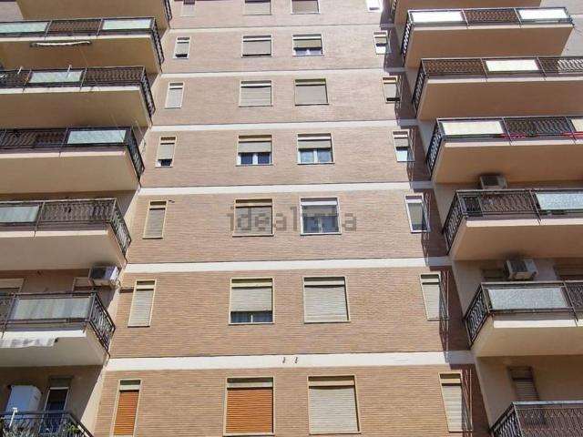 Appartamento in vendita di 99 m² in Via Cefalù, 18