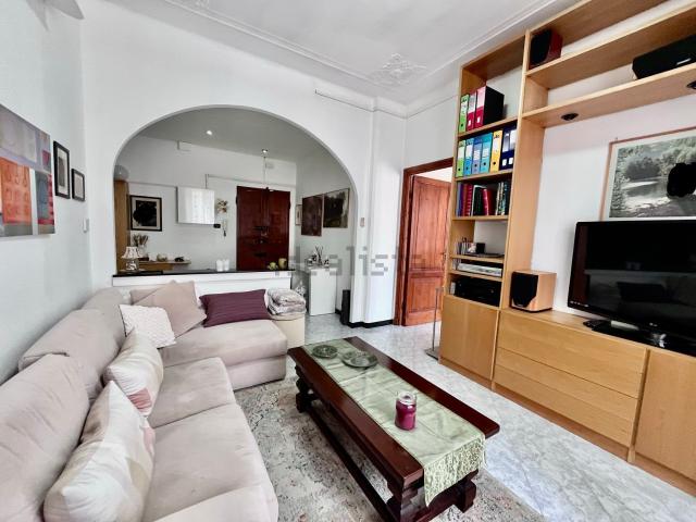 Appartamento in vendita di 99 m² in Via Chiaravagna, 18