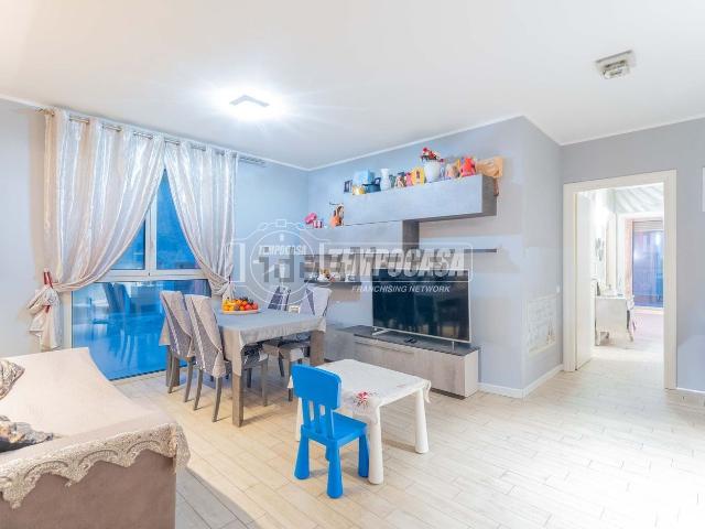 Appartamento in vendita di 99 m² in Via Comune Antico, 31