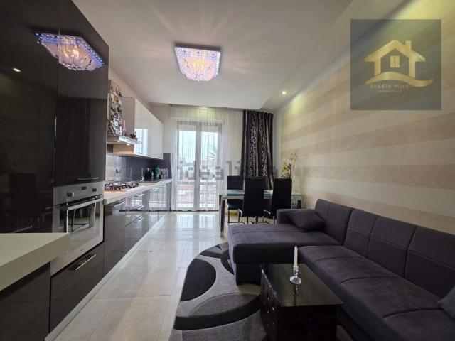 Appartamento in vendita di 99 m² in Via Cristoforo Marzaroli
