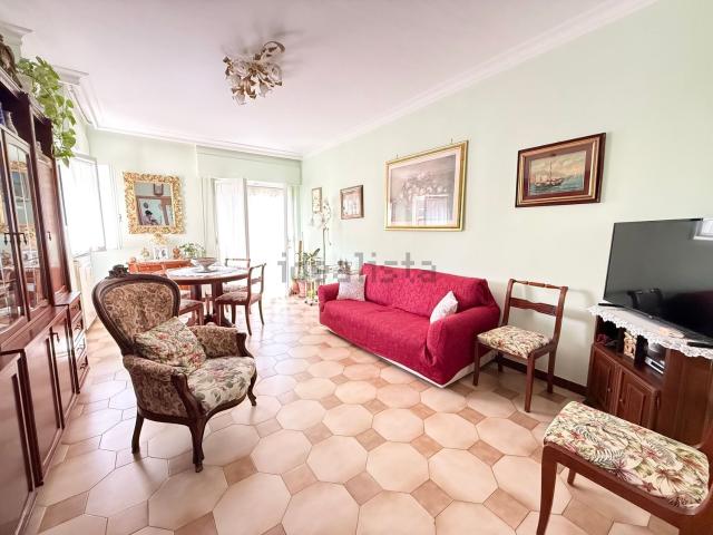 Appartamento in vendita di 99 m² in Via dei Prati dei Papa, 22