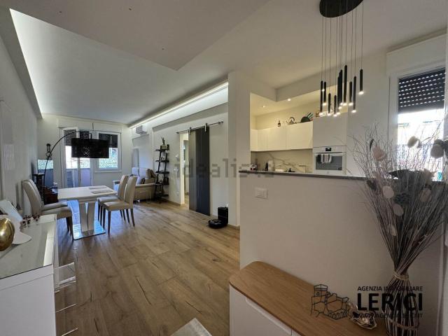 Appartamento in vendita di 99 m² in Via della Repubblica