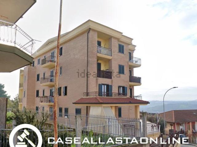 Appartamento in vendita di 99 m² in Via Della Resistenza