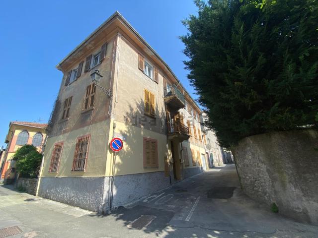Appartamento in vendita di 99 m² in Via Doddi