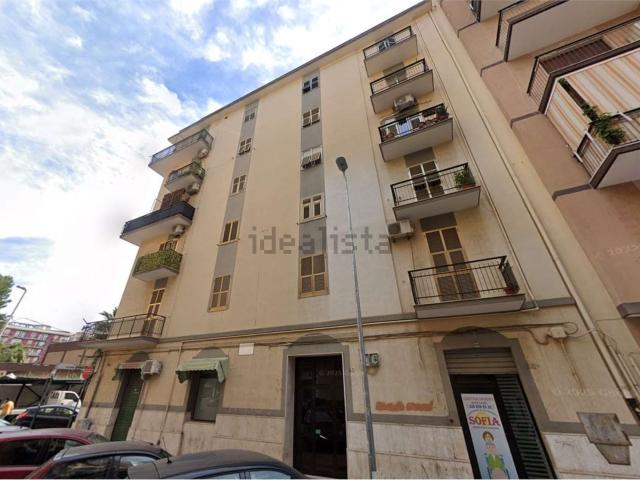 Appartamento in vendita di 99 m² in Via Emilia, 40