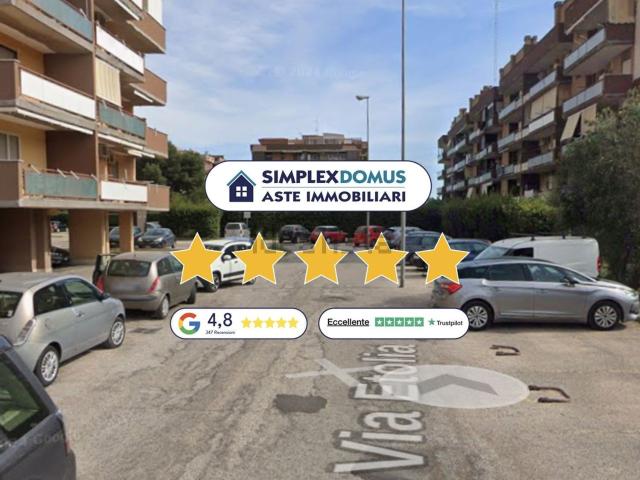 Appartamento in vendita di 99 m² in Via Etolia