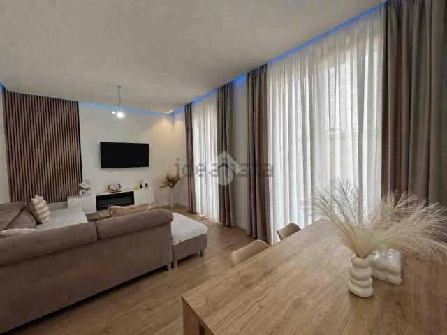 Appartamento in vendita di 99 m² in Via Flaminio Cerasoli, 10