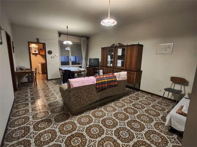 Appartamento in vendita di 99 m² in Via Fratelli Rosselli