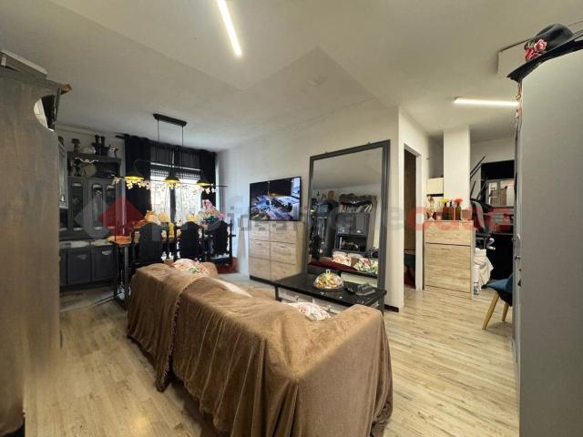 Appartamento in vendita di 99 m² in Via giotto