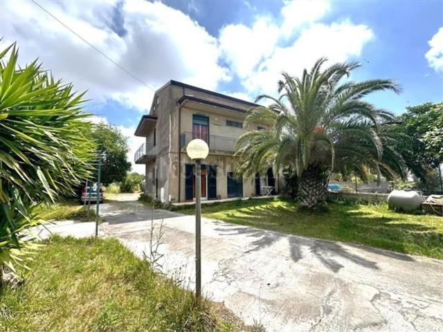 Appartamento in vendita di 99 m² in Via Giotto
