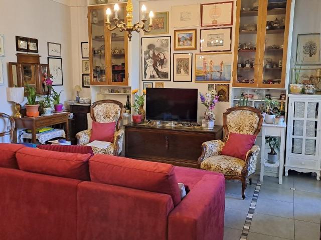Appartamento in vendita di 99 m² in Via Giovanni Scarabelli, 63
