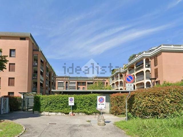 Appartamento in vendita di 100 m² in Via Giacomo Leopardi, 3