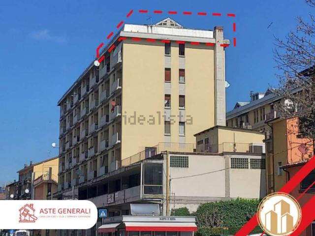 Appartamento in vendita di 99 m² in Via Giardini, 200