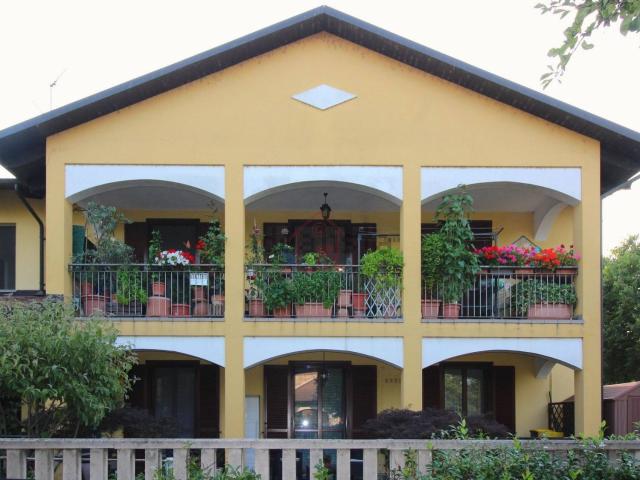 Appartamento in vendita di 99 m² in Via Giuseppe Cominetti