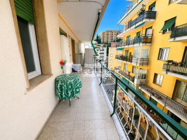 Appartamento in vendita di 99 m² in Via Martiri della Libertà, 139