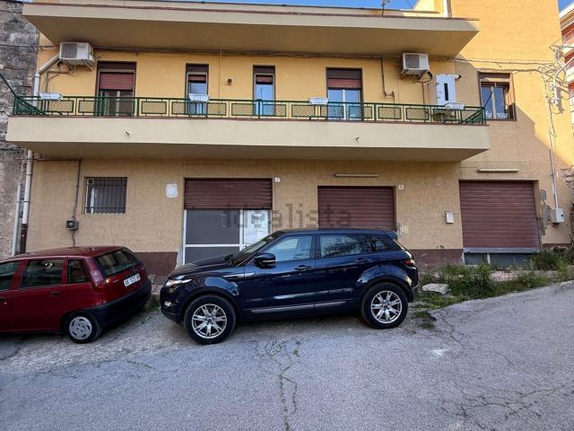 Appartamento in vendita di 99 m² in Via Montedoro, 3