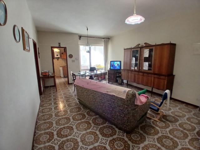 Appartamento in vendita di 99 m² in Via Palmiro Togliatti