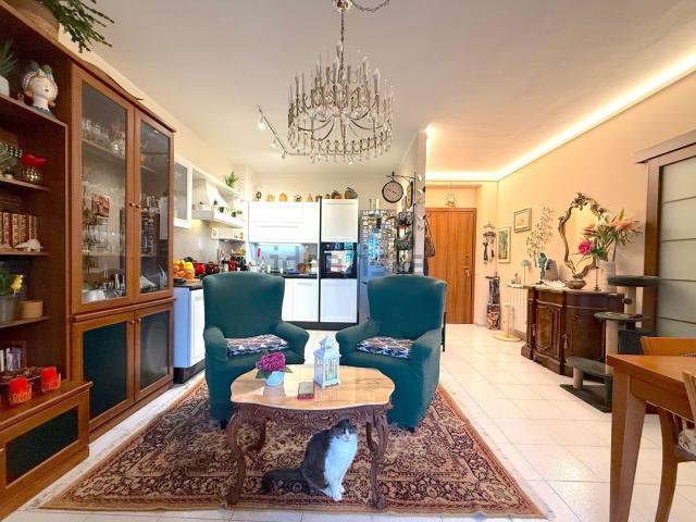 Appartamento in vendita di 99 m² in Via Santa Lucia