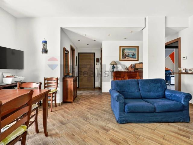 Appartamento in vendita di 99 m² in Via Savona, 9