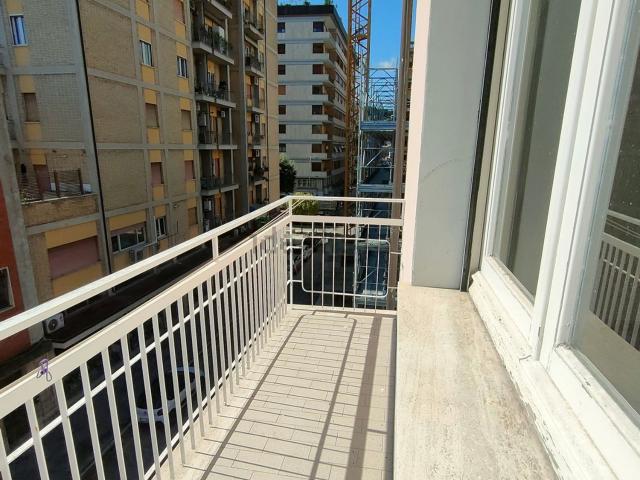 Appartamento in vendita di 99 m² in Via Simone Formentini