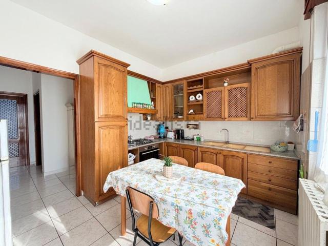 Appartamento in vendita di 99 m² in Viale Caduti, 66