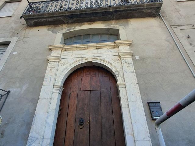Appartamento in vendita di 1000 m² in Via Cafaro