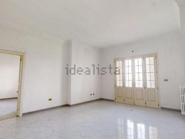 Appartamento in vendita di 1000 m² in Via Sorani, 15