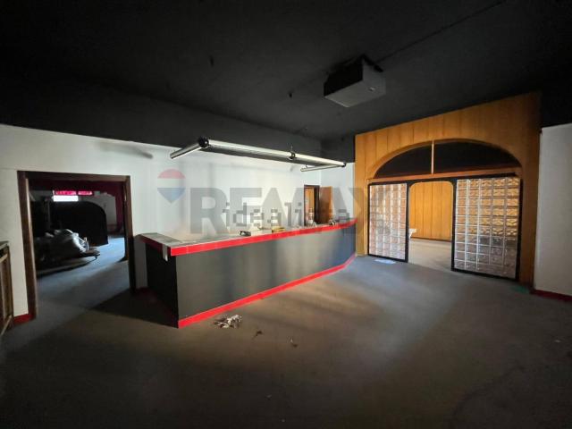 Appartamento in vendita di 1000 m² in Via Valcuvia, 10