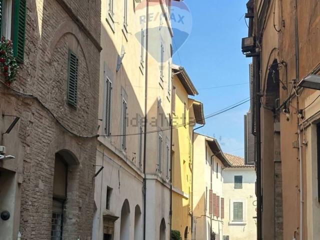Appartamento in vendita di 1000 m² in Via Venti Settembre, 11