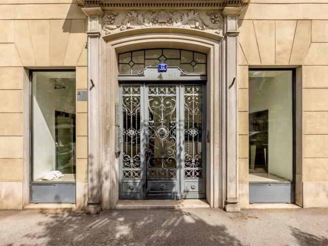 Appartamento in vendita di 100 m² in Via Cesare Battisti, 12