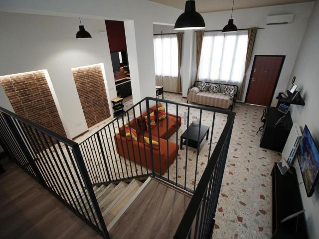 Appartamento in vendita di 100 m² in Via Colletta