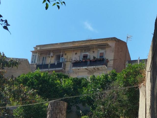 Appartamento in vendita di 100 m² in Via Comunale Santo