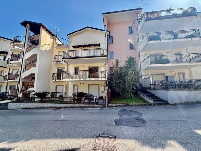 Appartamento in vendita di 100 m² in Via Costa Contina