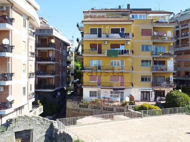 Appartamento in vendita di 100 m² in Via Costa Batocchi