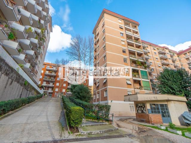 Appartamento in vendita di 100 m² in Via Costantino, 139