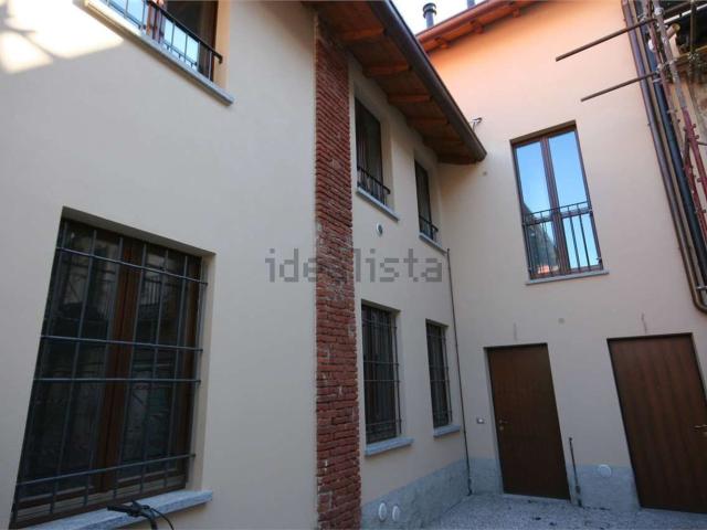 Appartamento in vendita di 100 m² in Via Costantino Cantù, 59