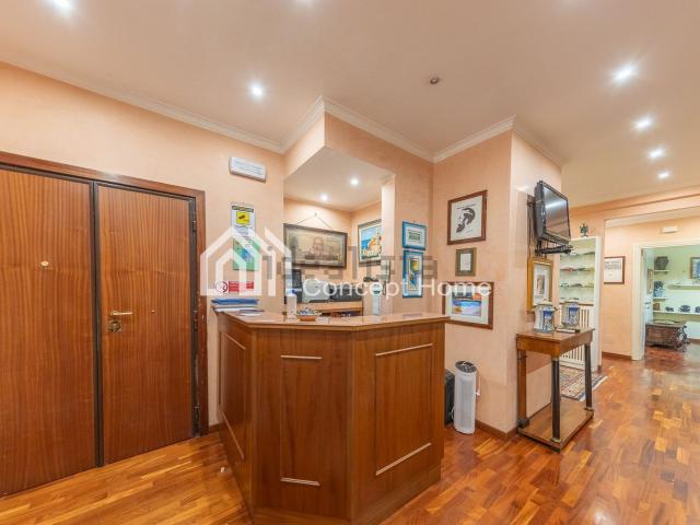 Appartamento in vendita di 100 m² in Via Costantino Maes, 50