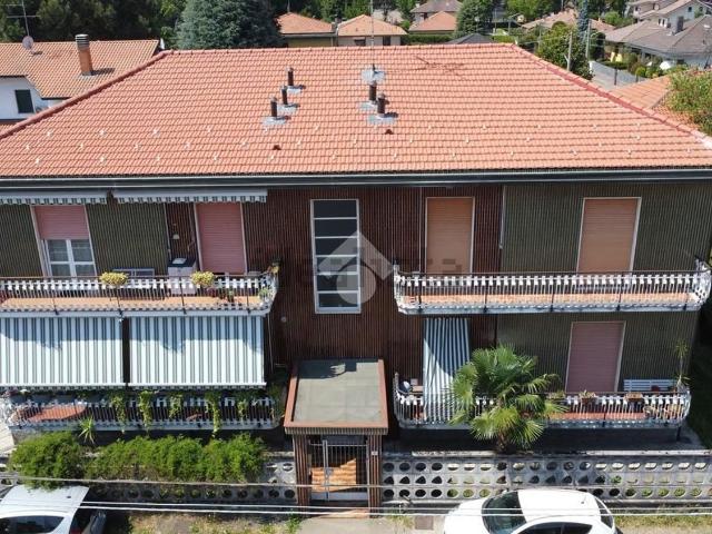 Appartamento in vendita di 100 m² in Via Cav. Fortunato Re, 10