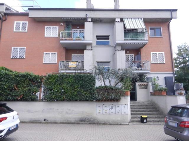 Appartamento in vendita di 100 m² in Via Cavalier d&apos  Arpino, 9