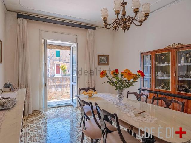 Appartamento in vendita di 100 m² in Via Cavour