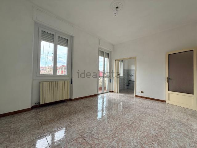 Appartamento in vendita di 100 m² in Via Caduti della Libertà