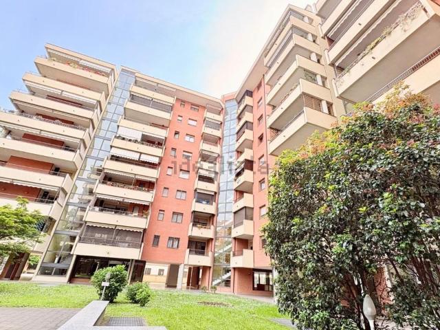 Appartamento in vendita di 100 m² in Via Caduti in Missione di Pace, 13
