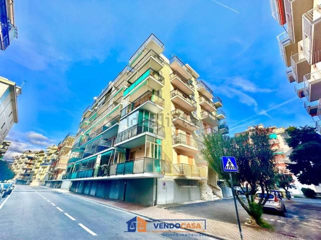 Appartamento in vendita di 100 m² in Via Cagliari