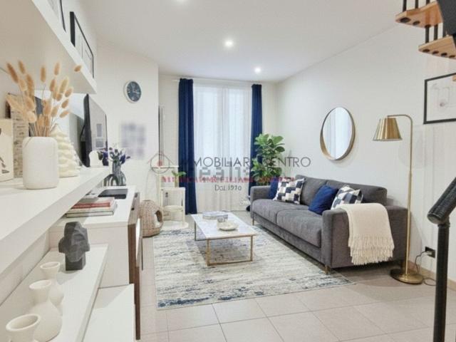 Appartamento in vendita di 100 m² in Via Cairoli