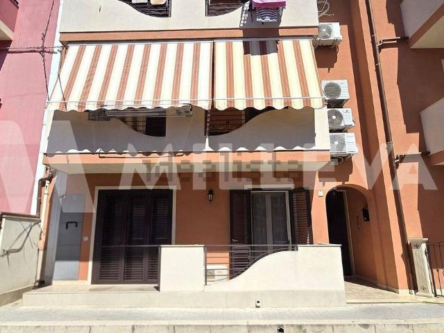 Appartamento in vendita di 100 m² in Via Calabria