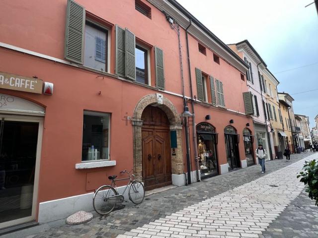 Appartamento in vendita di 100 m² in Via Camillo Benso Cavour, 103